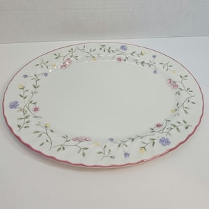 Summer Chintz by Johnson Brothers Oval Tray