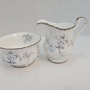 Paragon Brides Choice Open Sugar and Creamer, England