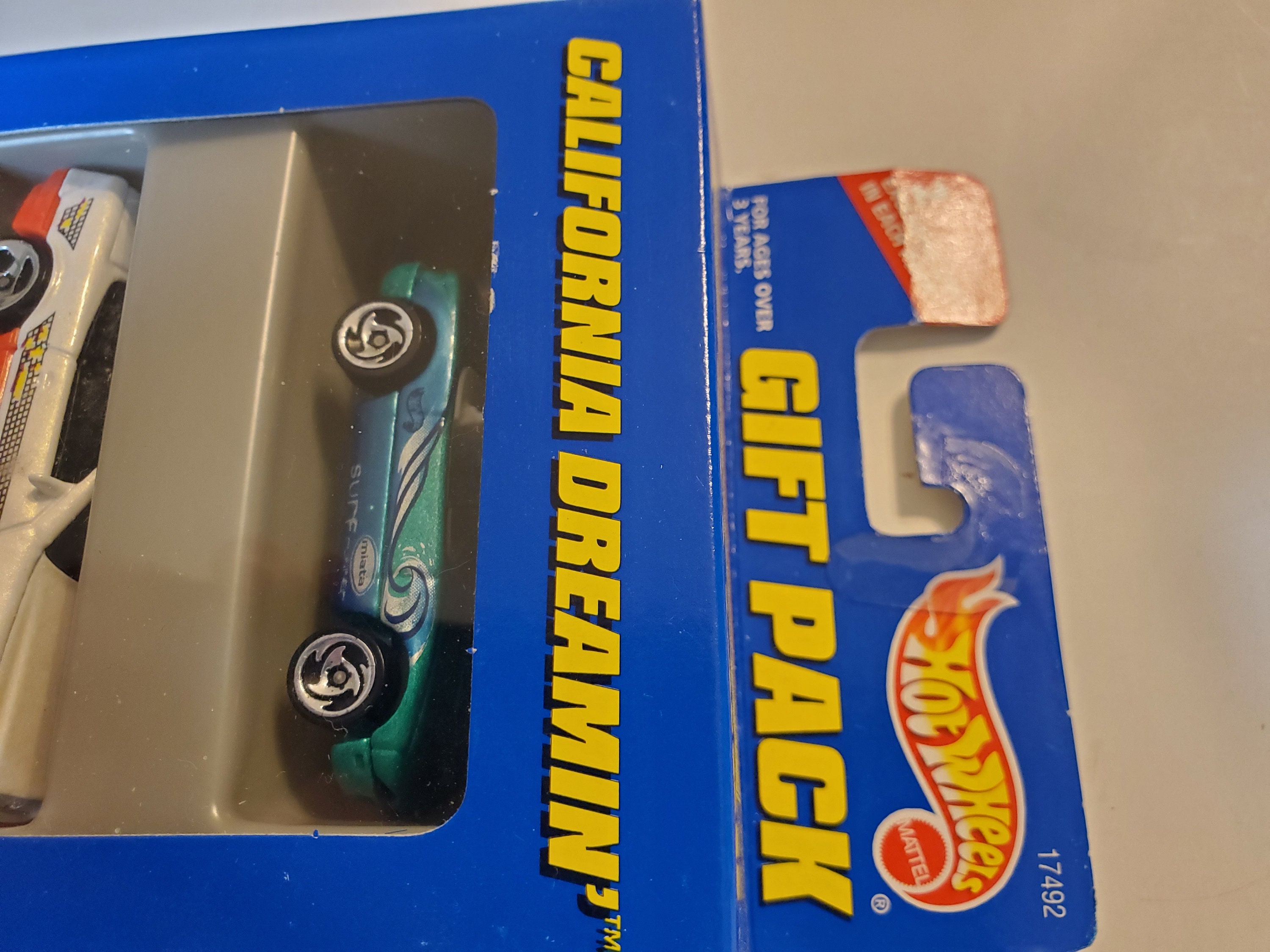 Hot Wheels California Dreamin' Gift Pack, 1996, Original Package