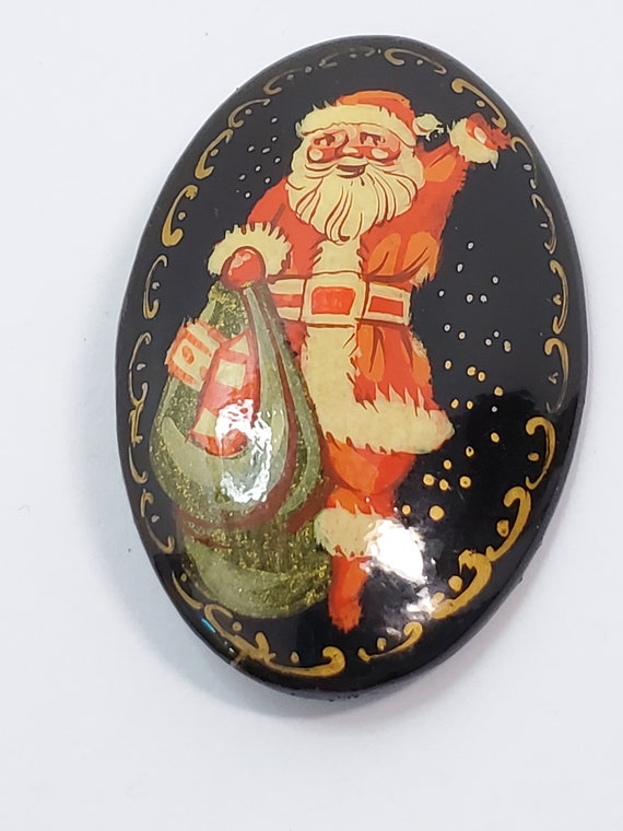 Russian Black Lacquer Santa with Sack Brooch Arti… - image 3