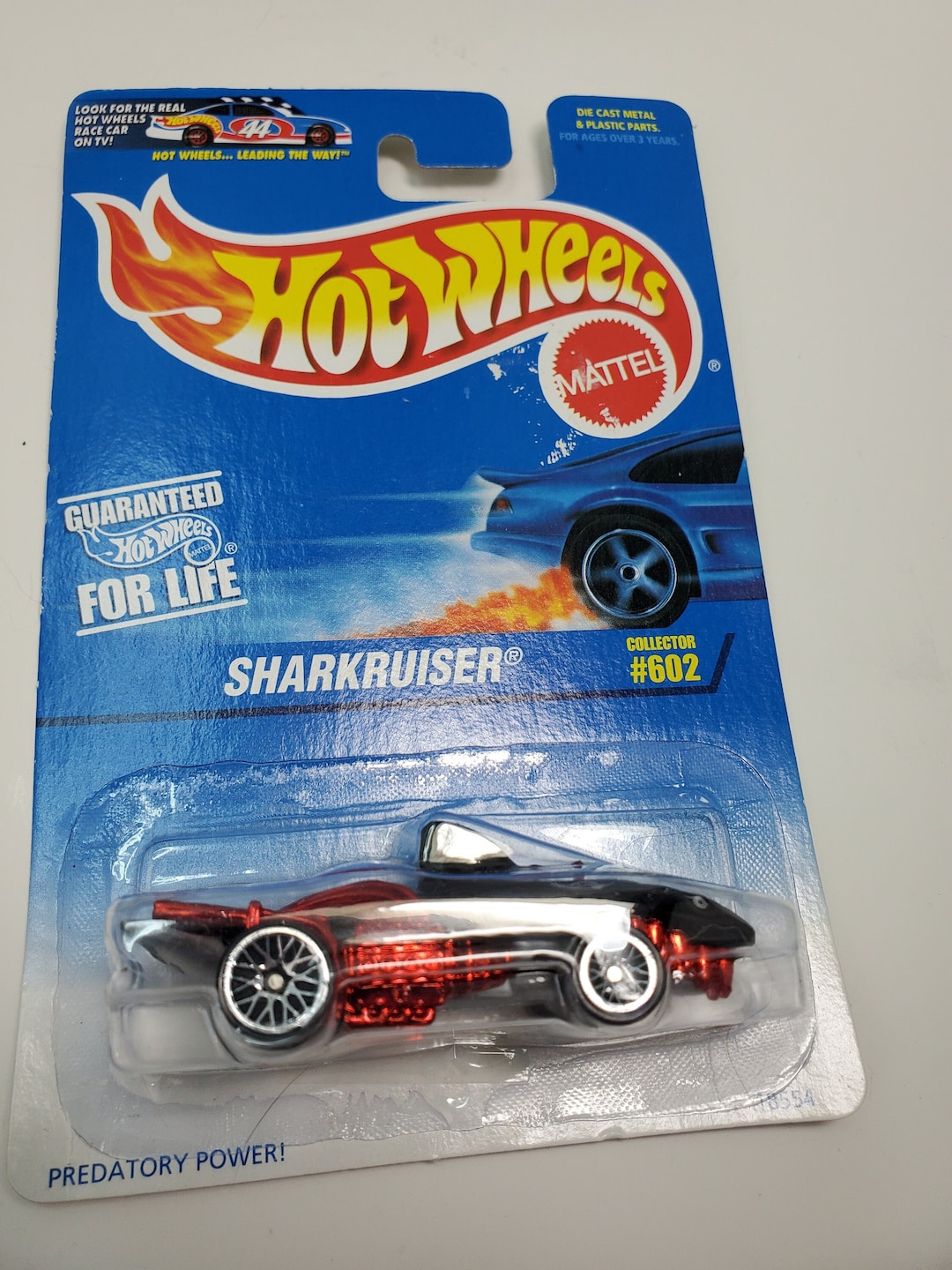 Hot Wheels Sharkruiser 1:64 Scale Die Cast Car - City 52/250 Series, Red - View #3