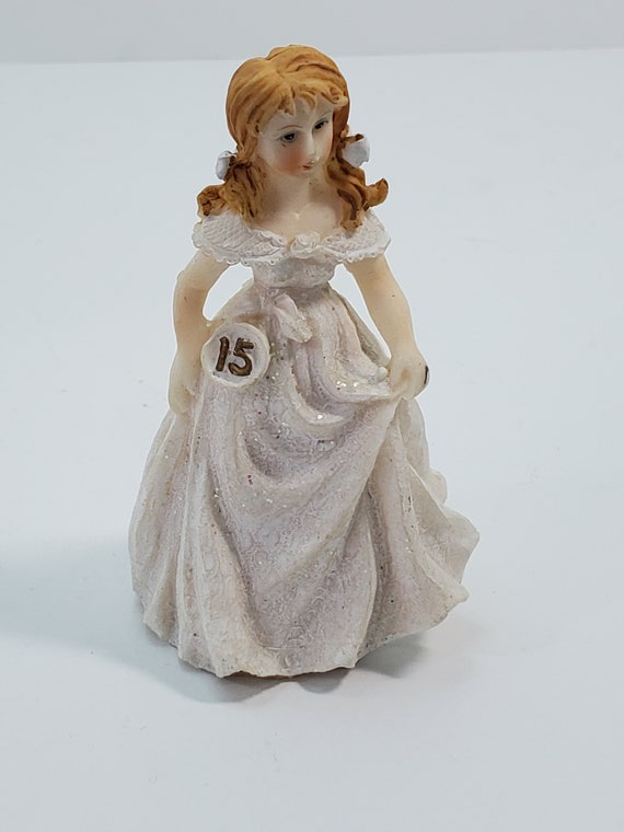Precious Moments La Quinceañera Bisque Porcelain Figurine Quinceañer