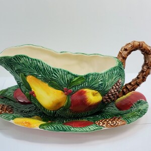 Fitz e Floyd Pine, Pear, and Apple Gravy Boat with Underplate, 1991