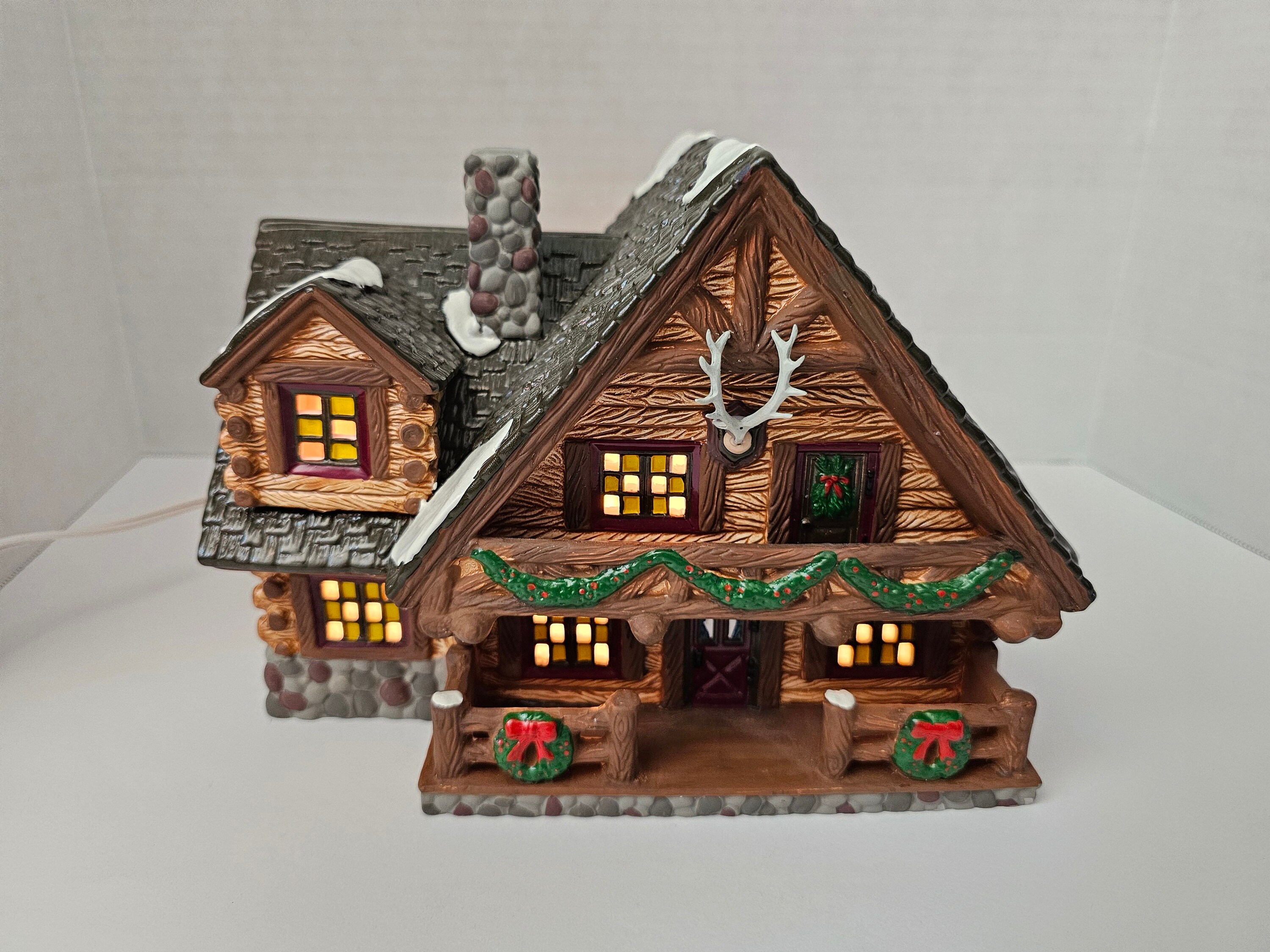 クリスマス装飾カッコウ時計、クリスマスビレッジシーン、LEDライト、音楽、 クリスマス装飾カッコウ時計、クリスマスビレッジシーン、LEDライト