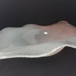 Art Glass Stylized Leaf Bowl