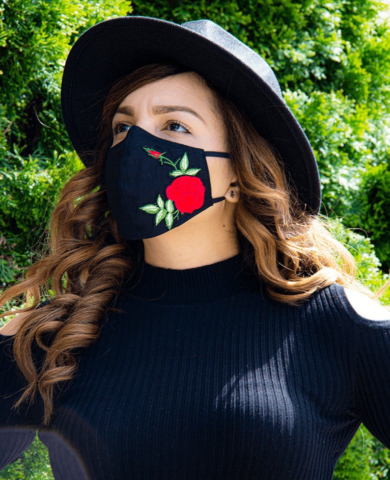 Face Mask - Red Roses/black With Filter Pocket | High-quality ...