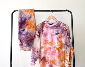 tie dye nike sweatsuit
