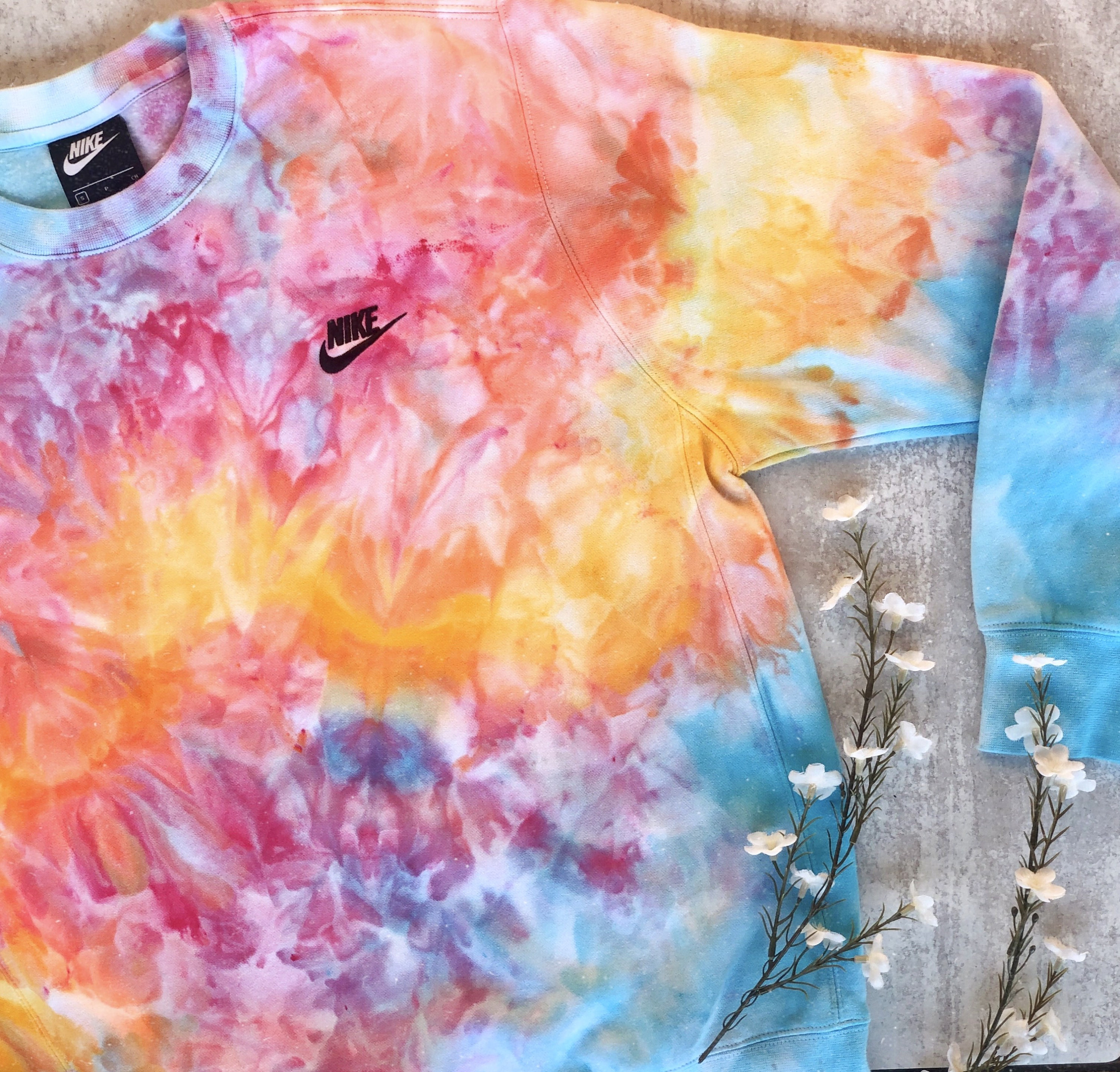 womens tie dye nike