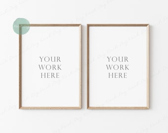 5x7 vertikaler Holzrahmen Mockup: Kunstdisplay (PSD & JPEG Digitale Dateien)