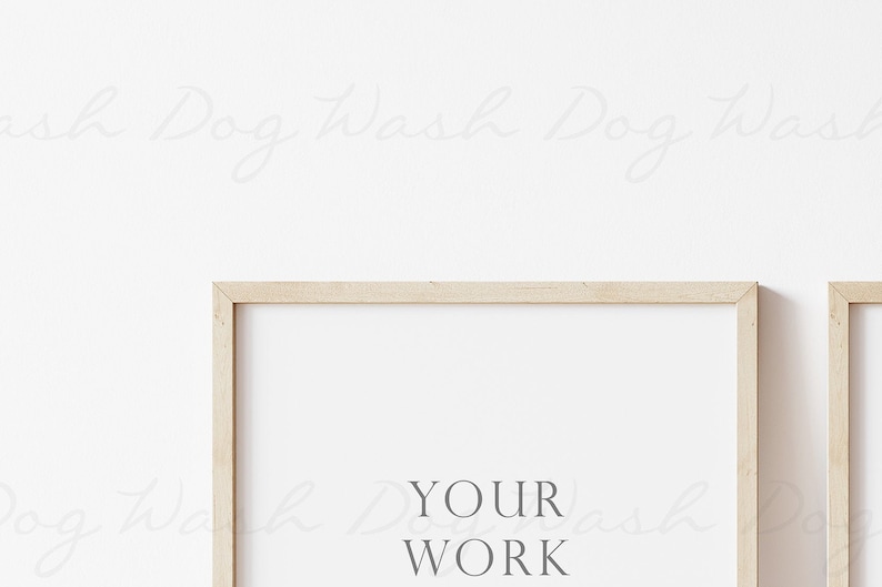 Puede incluir: Dos marcos de fotos de madera clara con fondo blanco. El texto "YOUR WORK" est&aacute; escrito en la parte inferior central de la imagen.