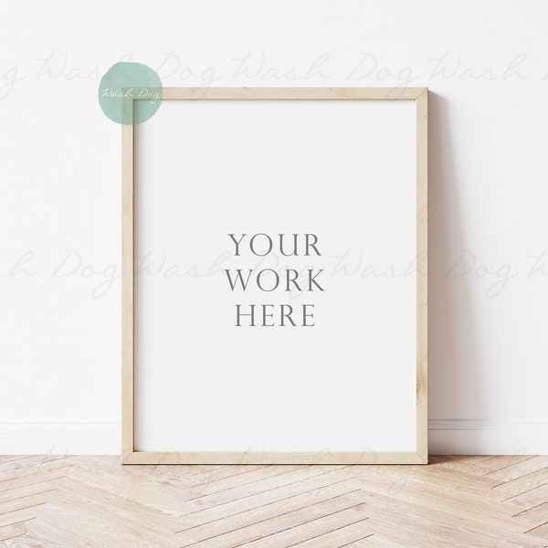 Verticale frame mockup, moderne houten mockup, verticale mockup, houten mockup frame, houten mock up, digitale frame mockup, houten vloer, houten frame