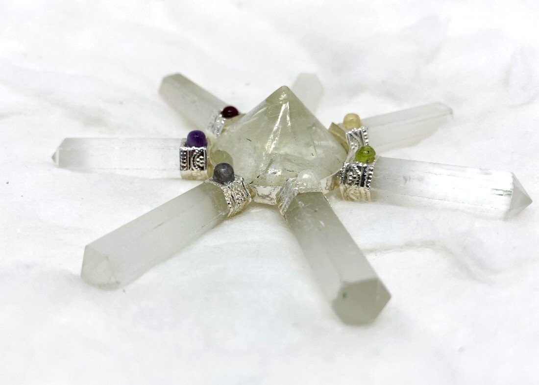 Generador energía 7 puntos de selenita pirámide de - España