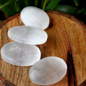 Selenite Worry Stone - Palm-Sized Healing Crystal For Calming, Cleansing, And Chakra Work
