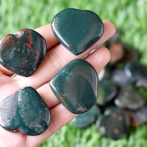 1Inch Crystal Mini Heart, Bloodstone Puffy Pocket Heart, Mini Heart for Energy Boost, Heliotrope Stone of Vitality, Unique Wellness Gift