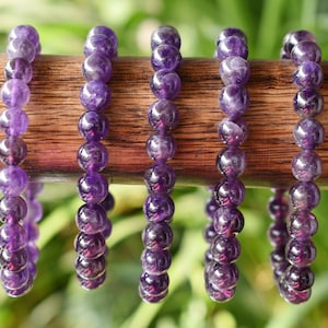 Natural Amethyst Bracelet 4mm, 6mm, 8mm, 10mm Beaded Bracelet, Amethyst Gemstone Healing Bracelet Amethyst Crystal Stone, Bracelet Purple