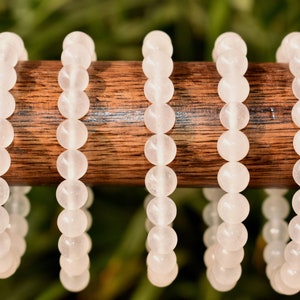 White Agate Bracelet 6mm, 8mm, 10mm A Round White Crystal Beaded Bracelet, White Agate Gemstone Healing Bracelet Agate Jewelry
