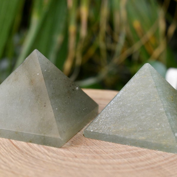 Green Aventurine Pyramid ~ Healing Crystal Pyramid For Grid, Sound Therapy And Chakra Balancing,Positive Energy Tool, Manifest Stone Pyramid