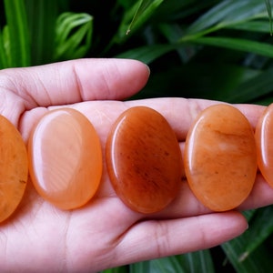 One (1) Orange Aventurine Worry Stone for crystal healing - Pocket Palm Stone - Thumb Stone - WS-ORAV