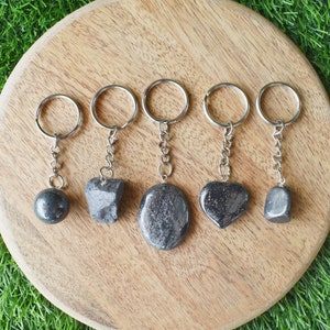 Hematite Crystal Keychains ,Natural Stone Key Chain Charm, Hematite Key Ring, Backpack Crystal Accessory Gemstone Key Holder Key Caps
