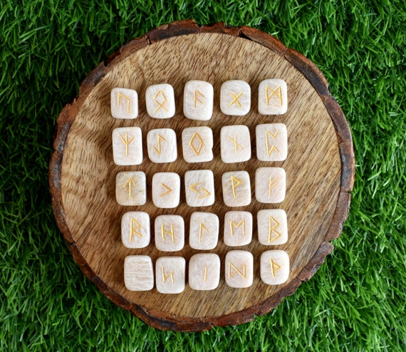Moonstone Rune Sets Elder Futhark Rune Set Gemstone Runic Set comes with black velvet pouch to carry and rune card,Enhance Spiritual Journey