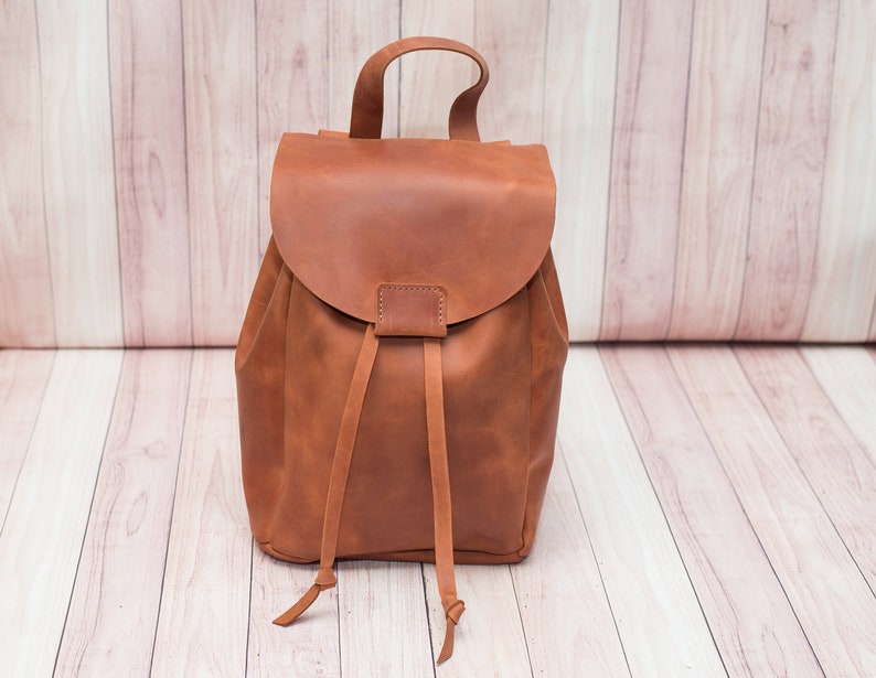 tan leather rucksack womens
