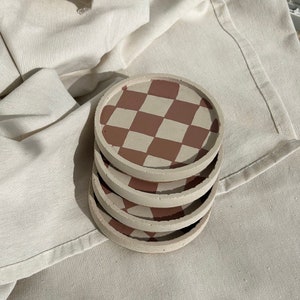 Checkered Coasters|Concrete coasters|Chess concrete coasters|Round coasters|Brown pattern|Set of 4 pieces|Wedding favours|Gift|Home decor