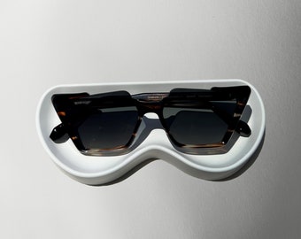 White Concrete Eyeglasses Tray: Minimalist Sunglasses Holder