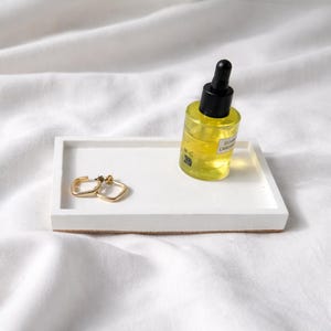 White Cement Tray: Rectangular Concrete Jewelry Dish with Cork Base