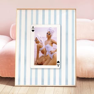 Arte de parede personalizada azul claro, decoração azul pastel para arte de dormitório, impressão de carta de baralho personalizada, melhor amigo, presente de foto de melhores amigos, presente moderno