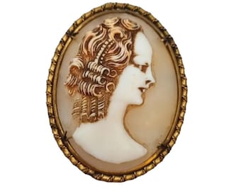 Broche camée, camée coquillage sculpté antique, pendentif épingle victorienne. SXX. Cadeaux pour femmes, bijoux anciens et vintage.