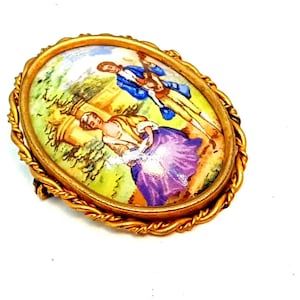 Vintage Limoges Brooch, French pin Brooch, France porcelain brooch, Romantic scene, Circa 1940, antique and vintage jewelry.