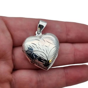 Harthanger voor moeder, vintage zilveren medaillon, 925 sterlingzilver, fotohouder, reliekschrijn voor vrouwen, circa 1990. Antieke en vintage sieraden.