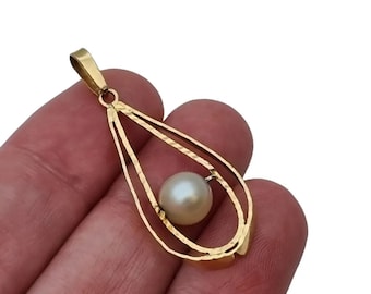 Pearl pendant gold, Gold pendant 14k, pearl necklace, gold necklace, pearl pendant gold vintage, elegant necklace,Antique & Vintage jewelry.