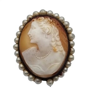 Ciondolo con cammeo in conchiglia intagliata, spilla antica con perle per donna, intagliata a mano, SXX, regali per collezionisti, per matrimoni, gioielli antichi e vintage.