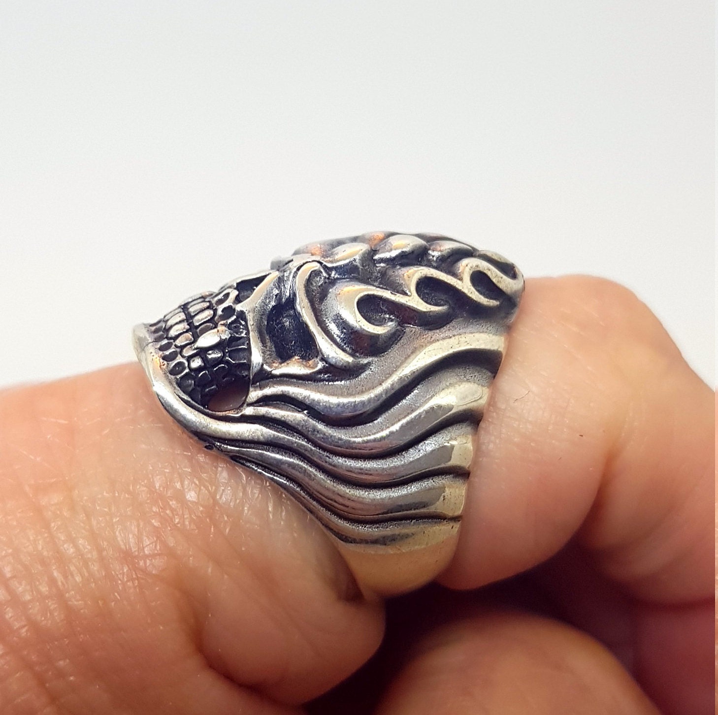 Skull Ring Sterling Silver Mens, Rock Style, Heavy Motor Skull Ring Sterling Silver Mens, Rock Style, Heavy Motor