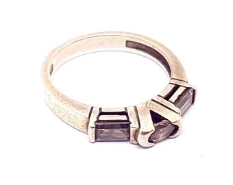 Art deco ring, zirconia ring, 925 silver ring and zirconia. Circa 1990. 7 1/2 USA. Antique & vintage jewelry.