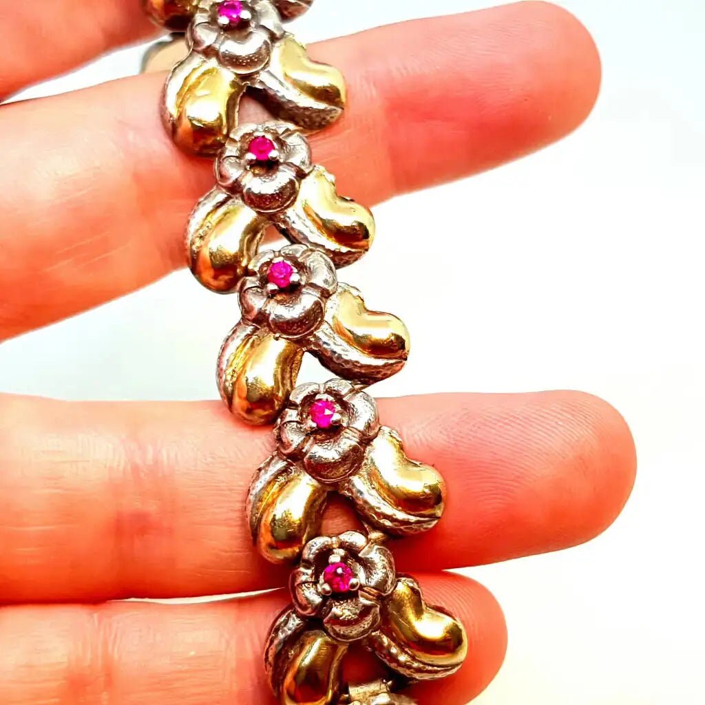 Art Deco bracelet in silver, gold and ruby. Antiques. Gold bracelet. Silver bracelet. Circa 1920. Gifts. Antique & Vintage jewelry.