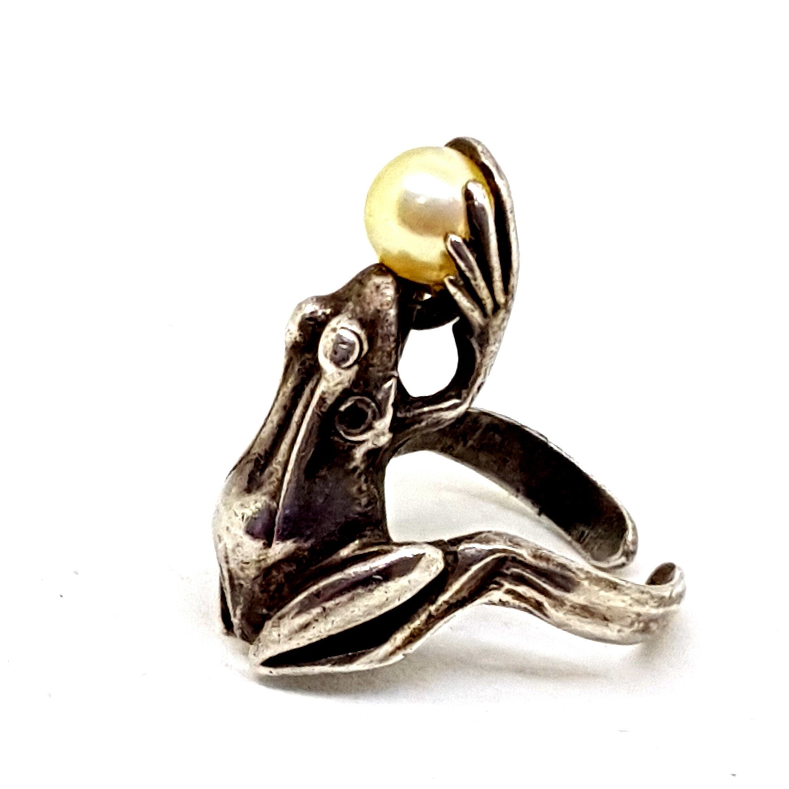 frog prince ring