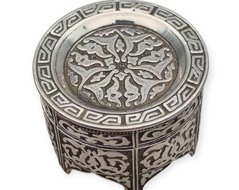 銀製　マッチボックス アンティーク　シルバー アンティークの銀製マッチ箱、銀製マッチ箱。マッチ箱コレクター