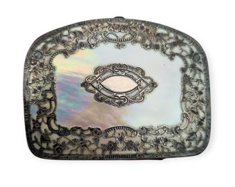 Antique Victorian coin purse in worked openwork silver and mother-of-pearl, 19th century, collector&#39;s item. Antique and vintage jewelry.