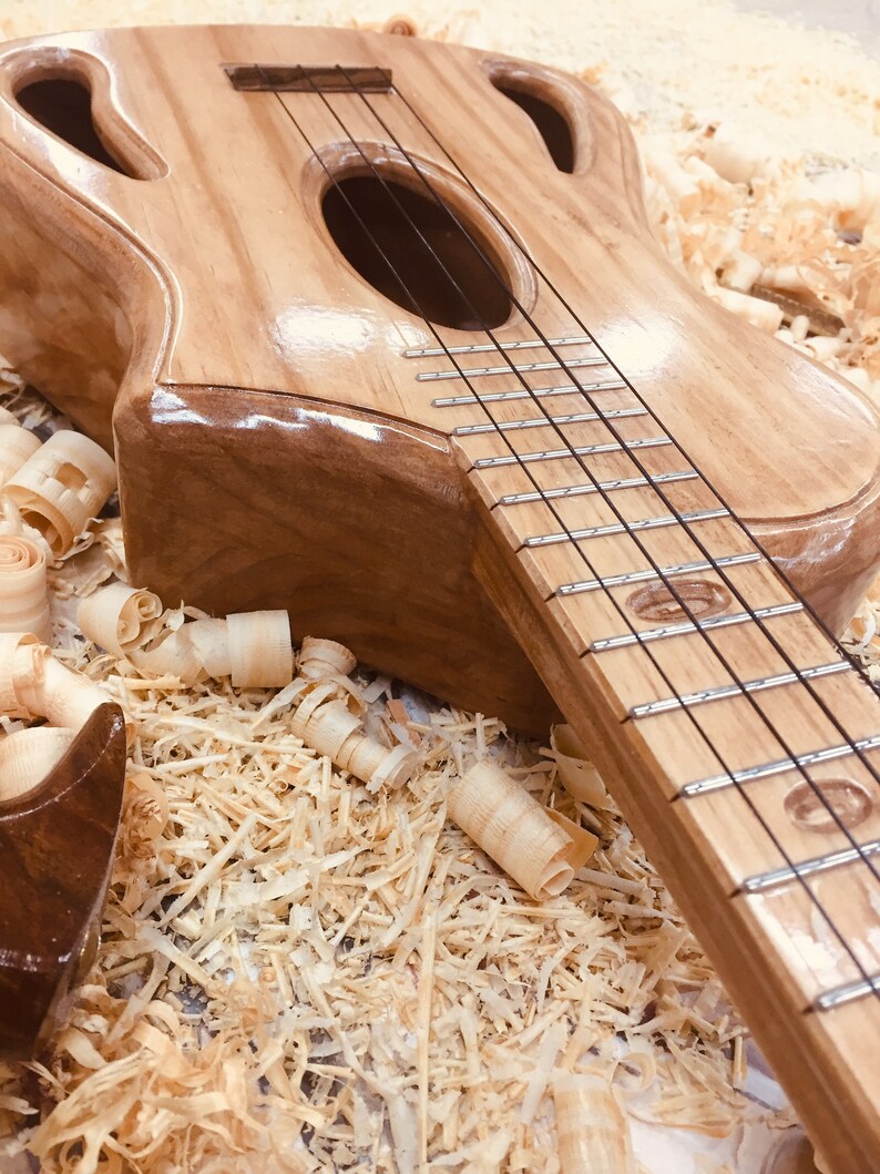 Custom Baritone Right Handed Ukulele Eagle Back Etsy