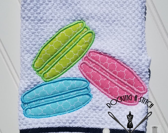 RS 919 Three Macaroons