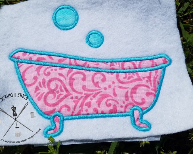 RS 865 Bath tub with bubbles