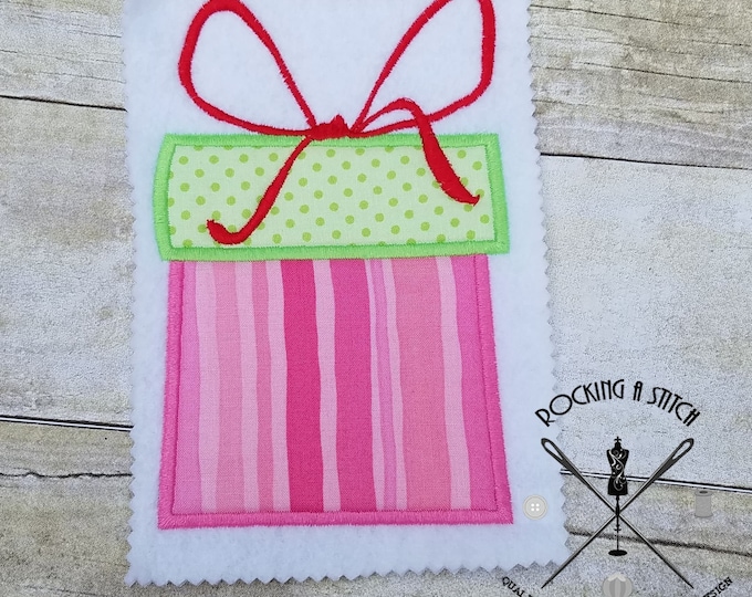 RS 765 present 1 applique