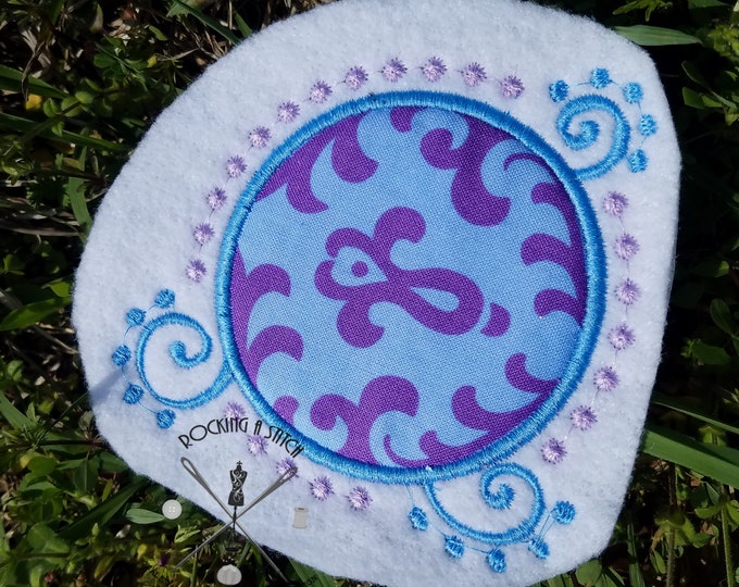 RS 873 circle Swirls and dots monogram