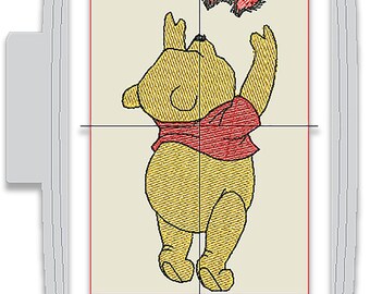 クラシックなプーさんの刺繍デザイン、蝶の機械刺繍が施された