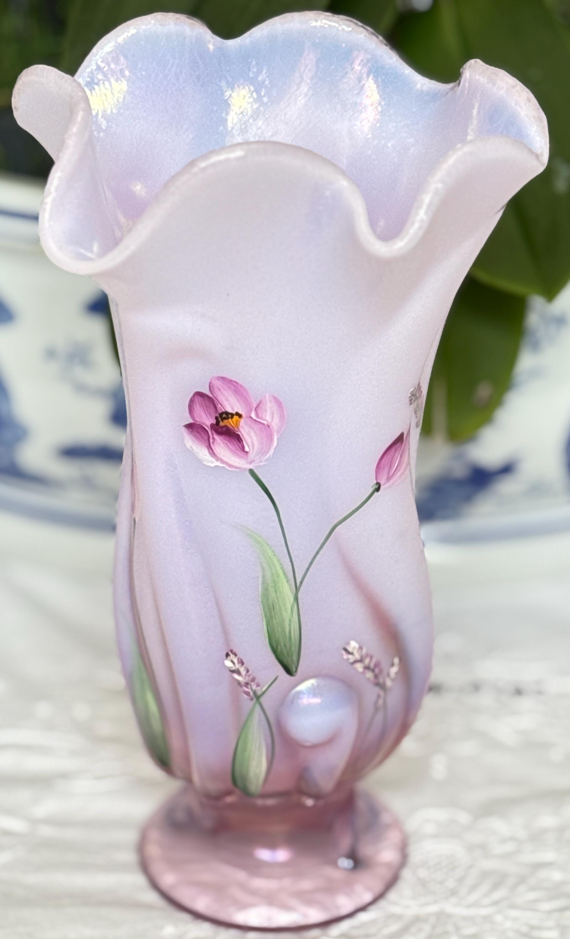 Vintage Fenton Pink Purple Rosemilk Glass TULIP STRETCH GLASS Vase