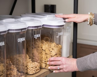 Custom Vinyl Labels for Home Organization from The Orderly Space