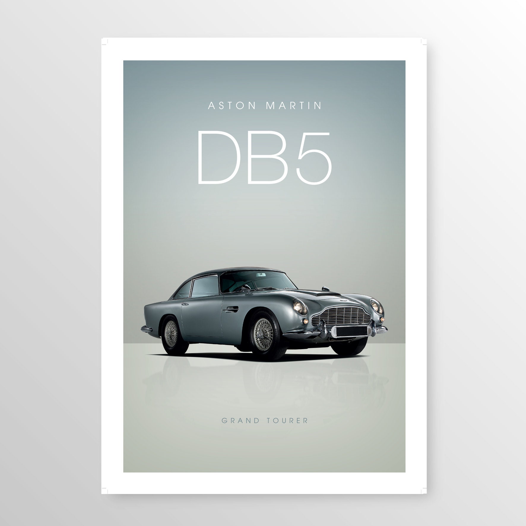 James Bond Cars inspiriertes Poster, mit 007 Aston Martin DB5, DBS V12,  DB10, Bond Auto Poster, Geschenkidee, Dekoration, Wandkunst - .de