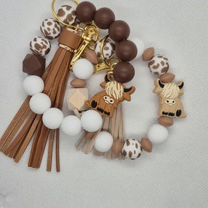 Highland Cow Silicone Bead Keychain Lanyard